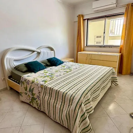 Excellent In Olhos D'agua Apartment