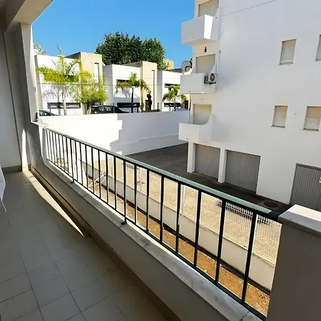 Excellent In Olhos D'agua Apartment Olhos de Agua (Albufeira)